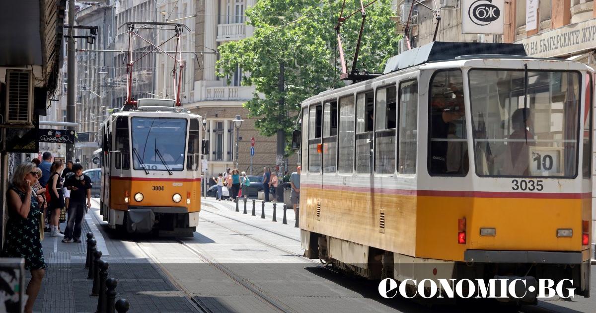 Сливането на четирите транспортни дружества в София се отлага. За