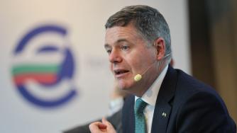 Еврогрупата потвърди курса евро/лев при влизането в еврозоната