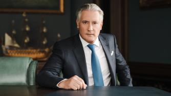 Домусчиев: С приемането на еврото българската икономика става част от сърцето на Европа