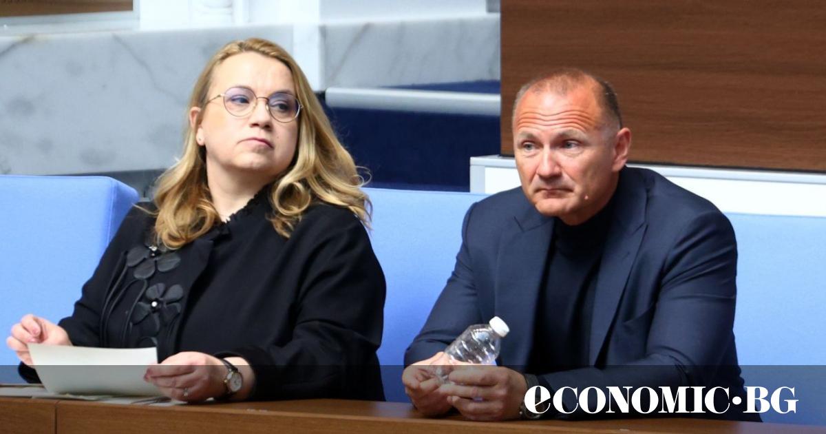 Комисията за противодействие на корупцията и полиция са влезли преди