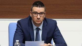 Колко време отнема откриването на набирателна сметка за чуждестранни инвеститори