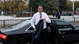 Гвоздейков оправда проблемите в германските вагони с токови удари