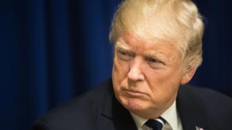 Тръмп заплаши със санкции всички държави, купуващи руски суровини