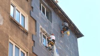 Вечерни новини: Безплатно саниране по ПВУ за всички; България изтегли 3.2 млрд. евро нов дълг