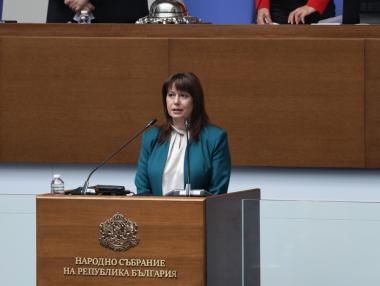 Кандидатът на ГЕРБ Велислава Делчева е новият Омбудсман на България