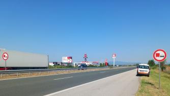 АПИ забрани на камионите да изпреварват по част от „Тракия“