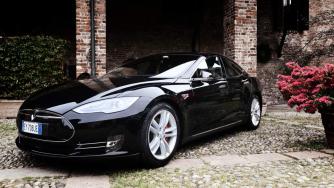 Tesla не спира да губи пазарен дял в Европа