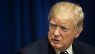 Тръмп даде две седмици на Путин да спре войната