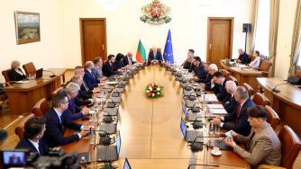 Служителите в ДНСК се увеличават с още 43 бройки