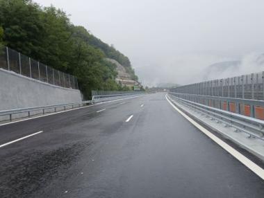 Завърши ремонтът на два от трите виадукта по „Хемус“ (галерия)