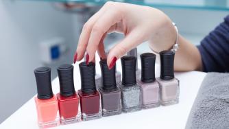 ЕС забранява ключова съставка в гел лаковете от 1 септември