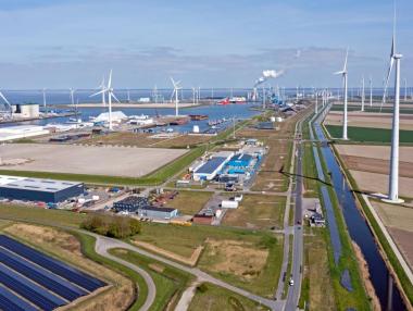 ЕС е в капан между американския газ и китайските технологи