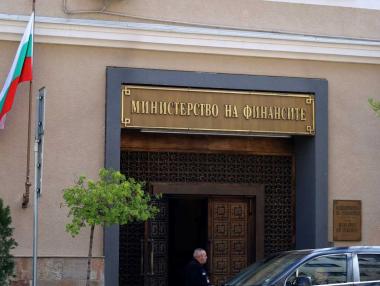 Новините от седмицата: Растящ бюджетен дефицит; Ремонти и строежи на магистрали