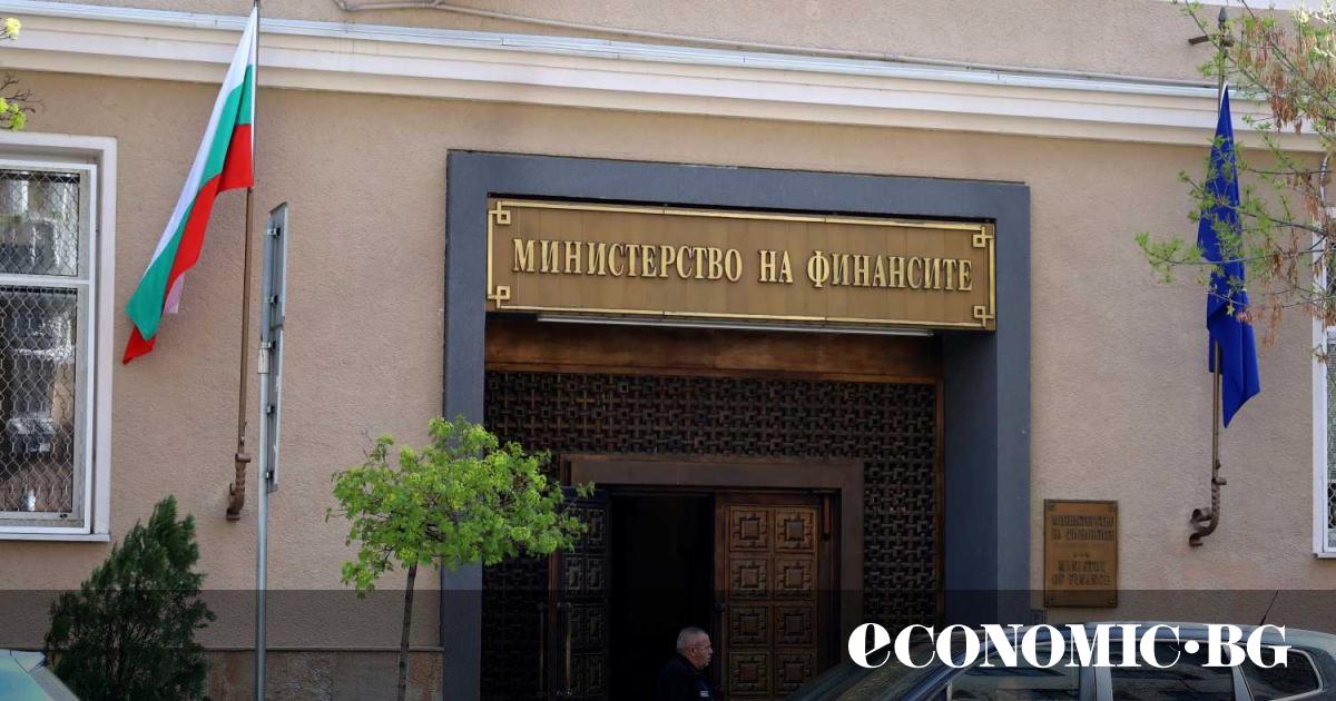 Бюджетният дефицит расте по графикБюджетният дефицит е нараснал до 3.354 млрд.