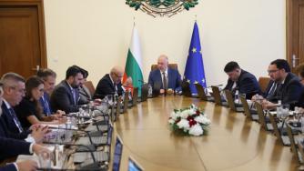 Правителството одобри създаването на държавния „Магазин за хората“