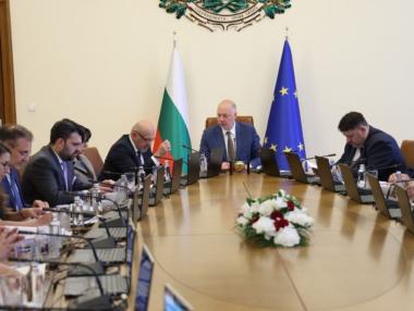 Правителството одобри създаването на държавния „Магазин за хората“