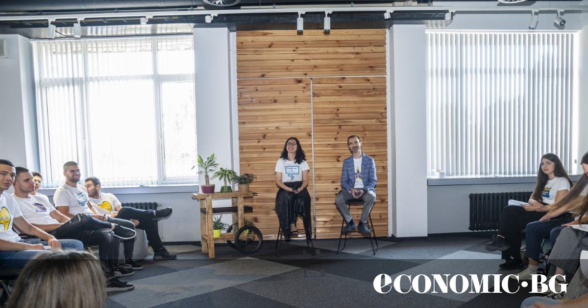 За трета поредна година се проведе среща между участниците в