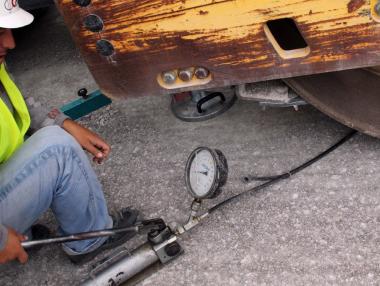 АПИ пусна 70-милионен търг за надзор на ремонтите по пътищата