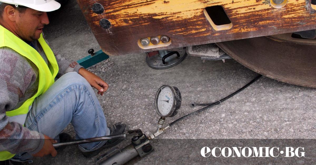 Докато мегапоръчката на стойност 2.25 млрд. лв. за основни ремонти