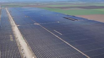 Заработи част от хибридния ВЕИ комплекс край Тенево (галерия)