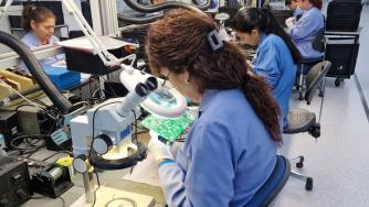 Растежът на българската икономика се е застопорил над 3%