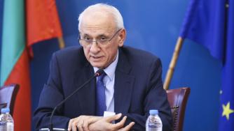 България купува още два медицински хеликоптера