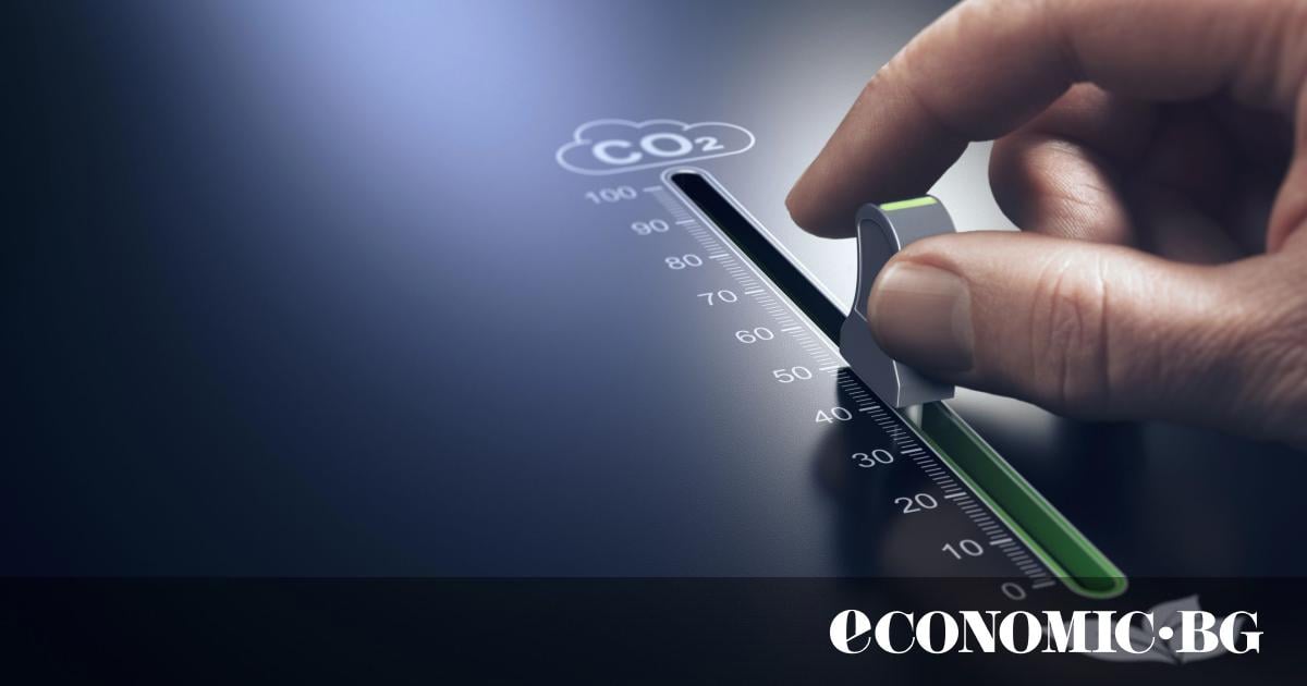 Всички говорят за зелено бъдеще“, но действителността е значително по-сложна.