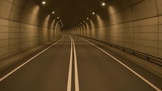 Седмични новини за транспорт: Тунелът под Шипка остава с една тръба; Жп инцидент с композиция на „Булмаркет“