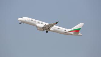 „България Еър“ пуска още полети между София и морето