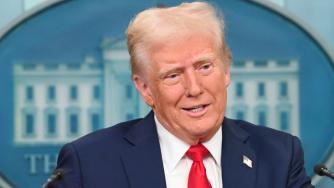 Тръмп е купил финансови активи за над $100 млн. от началото на мандата си