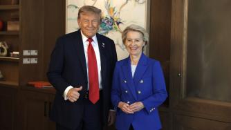 ЕС записа в споразумение търговските отстъпки за САЩ