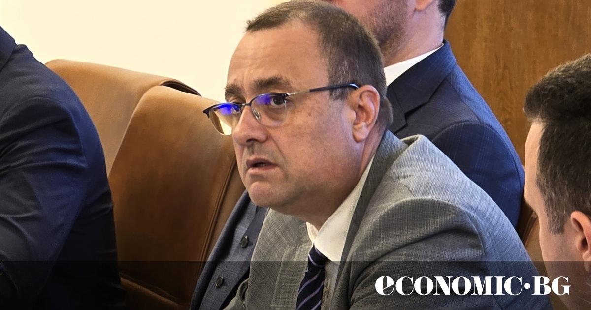 Около 300 литра в секунда вода са необходими, за да