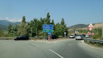 Кабинетът отчуждава имоти за „Струма“ през Кресна