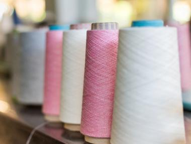 „Стара планина холд“ продаде дела си в производител на трикотаж