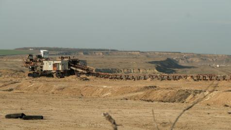 Machinists and welders: Miners are once again looking for new jobs