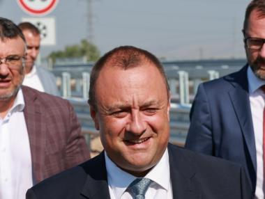 Иванов крие общата сума за бонусите в Пътната агенция