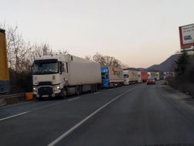 АПИ напомня: Тол таксите за камиони скачат с още 10% от септември