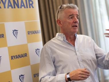 Ryanair стимулира лов на ръчния багаж с нови бонуси