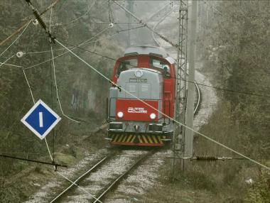 Вечерни новини: Нова най-голяма банка в България; Състезанието за частни жп превози