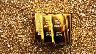 Златото доближи 3500 долара за тройунция