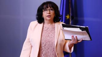 Бюджетът е напът да крушира при попътен вятър