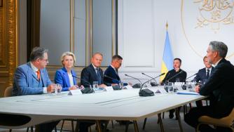 Защо Европейският съюз няма да наложи 100% мита за Китай?