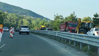 АПИ обяви мегапоръчка за мантинели на стойност 960 млн. лв.