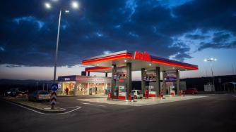 КЗК позволи на Avia да купи бензиностанциите на „Газпром“ в България