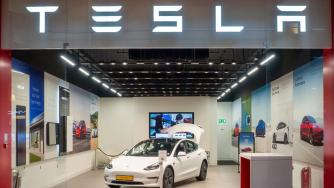 Tesla представя нов автомобил във вторник
