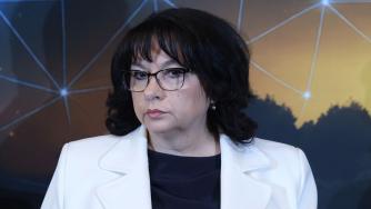 Докъде стигна МФ със събирането на данъците през 2025 г.? (Графики)