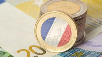 Франция затъва в дълг и политическа безизходица