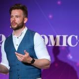 “We have the modest mission of curing aging”: Will we live to be 120 years old? (video)