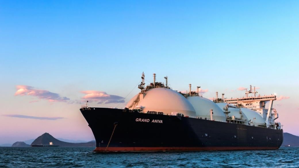 Shell, Total и Metlen ще доставят на България 4 танкера американски газ