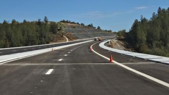 Вечерни новини: „Нова“ магистрала през Стара планина; Задава се още по-голям бюджетен дефицит